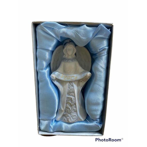 Set of 6 Porcelain Inspirational Angel Ornaments with matte and glaze finish - Picture 5 of 7